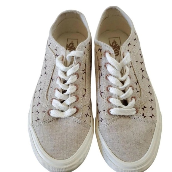 adidas Beige Canvas Women's size 7 Sneakers - Picture 2 of 8